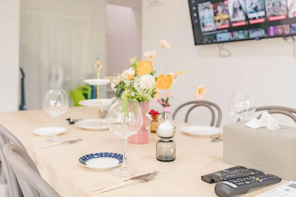 House For Large Families, Metro 2Min, #Security Villa Seoul